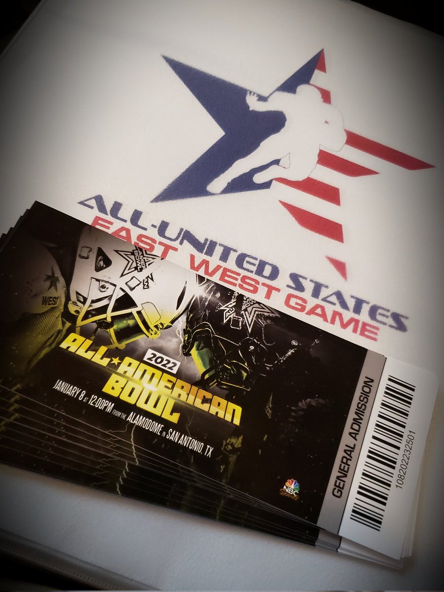 texaselectyfl's tweet image. All Players, Parents, Guest, and Coaches are going to the All-American Bowl Jan. 8th followed by the All-United States Bowl Games at Brooks Collegiate Academy.  all-unitedstatesgames.com