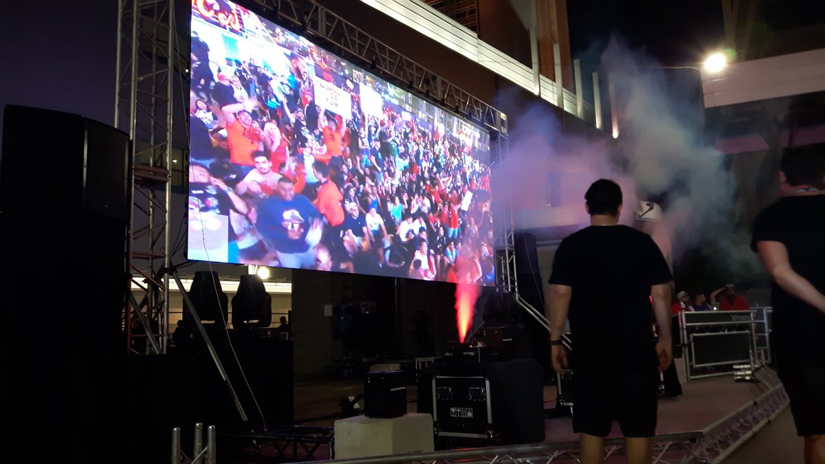 Testingtestacc's tweet image. Laura Laura