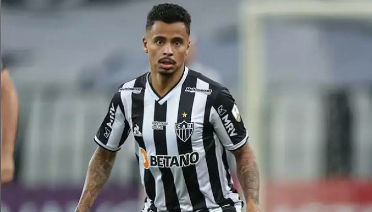Guilopesf's tweet photo. Hulk craque e artilheiro do Brasileirão, Everson melhor goleiro, Alonso melhor zagueiro, Mariano, Arana, Jair, Allan no time do campeonato. Finalizando com Cuca como melhor treinador desta edição. Sem mais. 

#BAHxCAM https://t.co/BOYRghnBYW