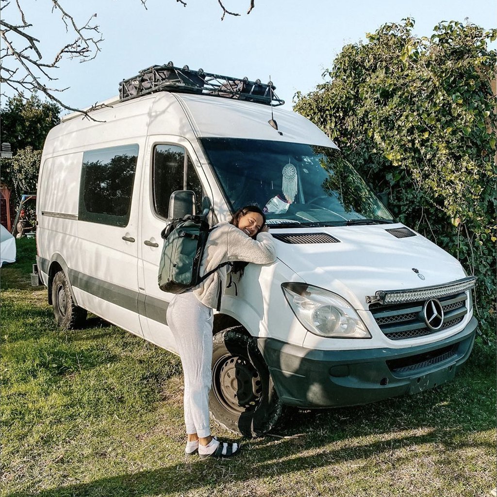 ROAVCustom's tweet photo. I finally found my soulmate 😍
#vanlove #vanlife #vanconversion #sprintervanconversions #vanlifecamper #vanlifestyle #campervan #hugs #vanlifers #mercedessprinter #sprintervan #tinyhouse #sprinter4x4 #custombuiltvans @eamonandbec https://t.co/c1ecNtVth1