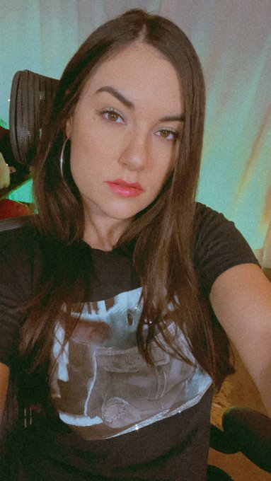Queen of Shadow Bans going live, or is it Uncle? Link 👇 https://t.co/a7A2j45lgG
