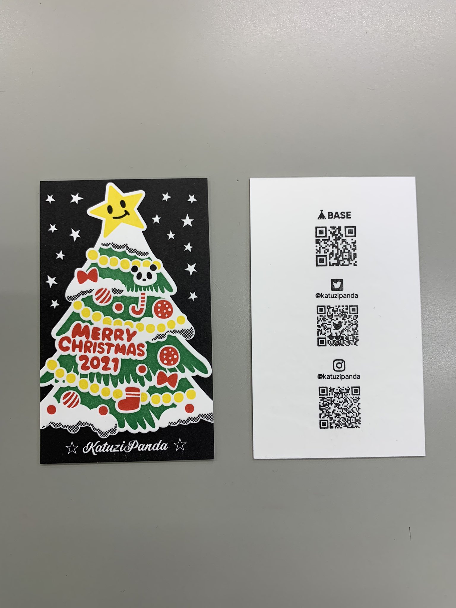 かつじパンダ おはようございます かつじパンダです はい クリスマスカードができました 営業さんが配りまくるようですよ 活版印刷 Lineスタンプ おはようございます 兵庫twitter会 クリスマスカード クリスマス パンダ好き T