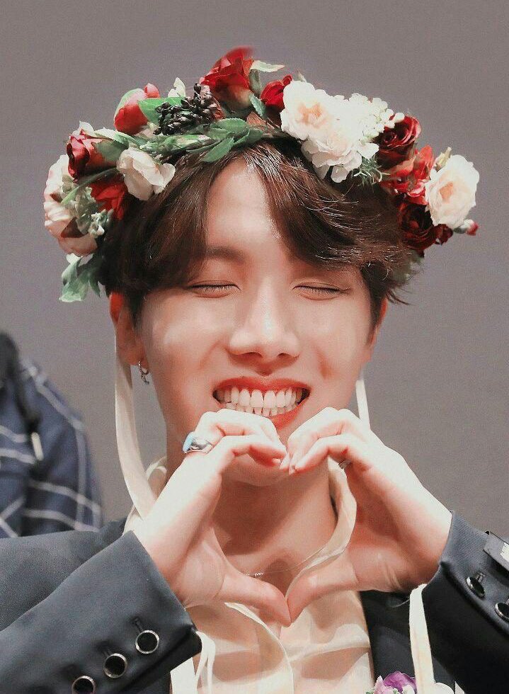 HopeWorldHani's tweet photo. @Angel82240785 https://t.co/A4O1wp8M5t