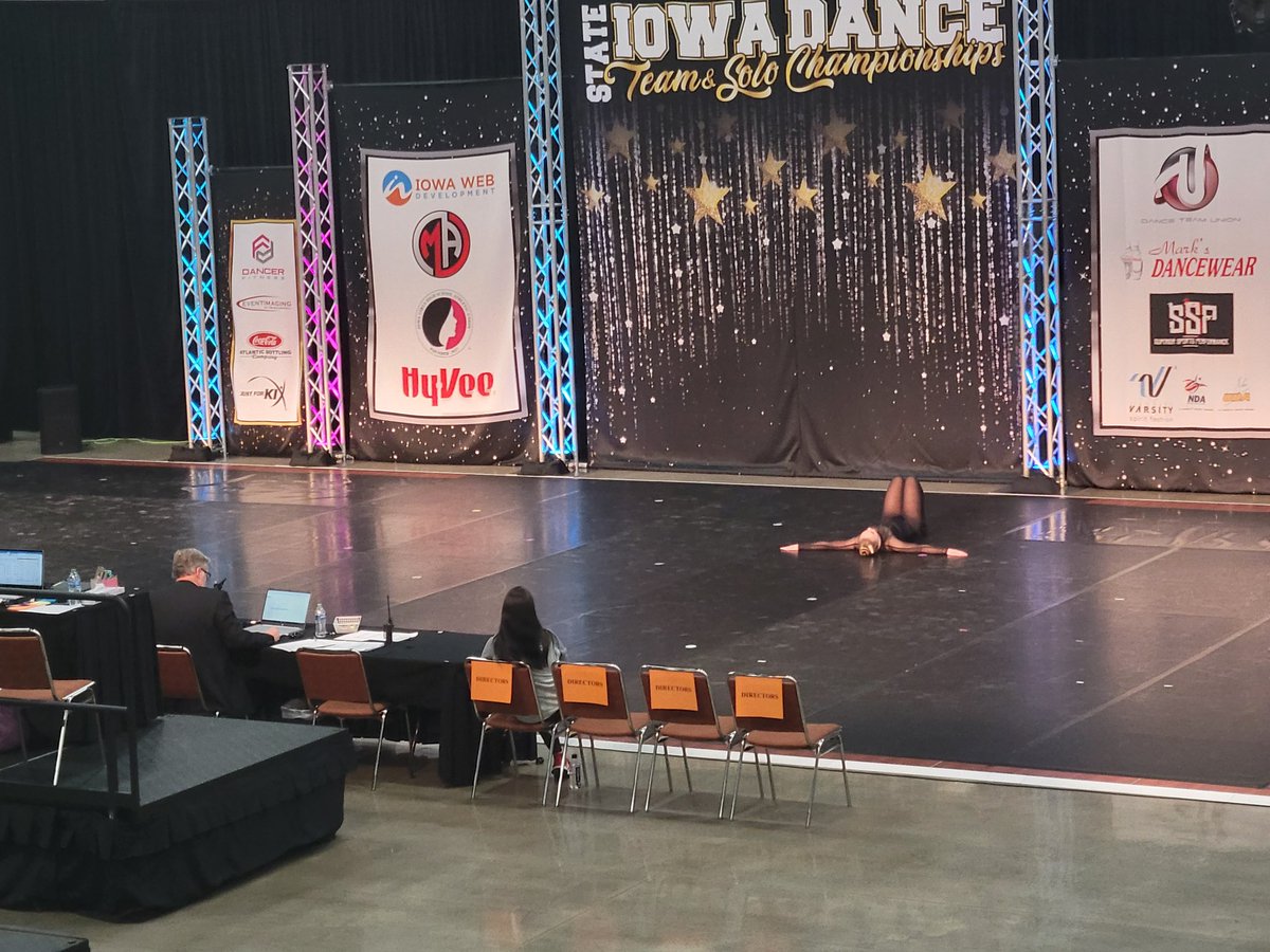 coachweiland's tweet photo. Your @lchs_dance_team soloists rocked today!  Great performances by all 4 ladies! Sorry Mary missed your pic!  The team is ready to dance tomorrow!  Go get ot!  #BulldogPride https://t.co/2H5vdHZJJf