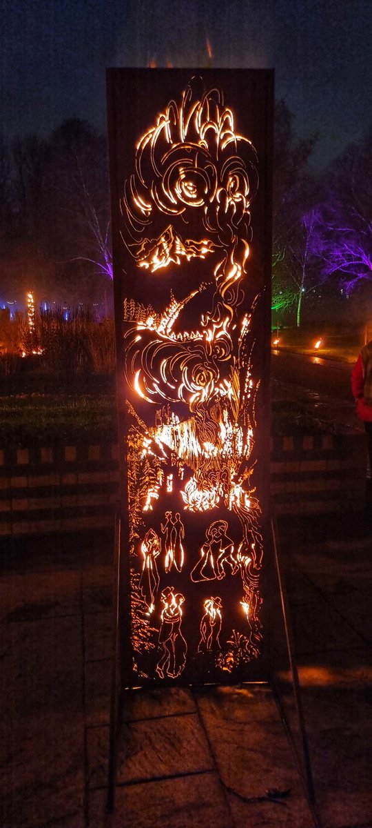 JuddMobile's tweet photo. @buteparkcardiff #butepark #Cardiff #lights https://t.co/pbEhWlAuQ8