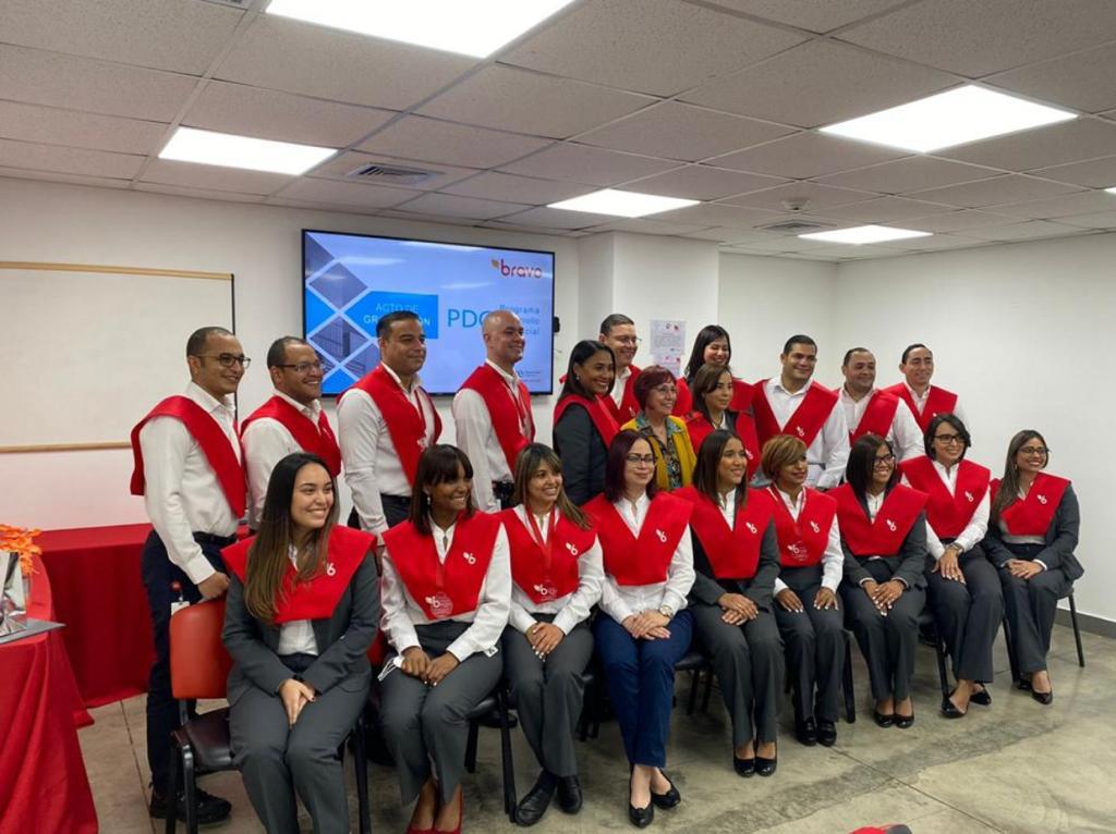 IngAbreuOrtiz's tweet photo. Tiembla INTEC, ITLA, UNIBE y demás 😅 

"The Bravo University Tecnology" https://t.co/1Hmrb3yzgB