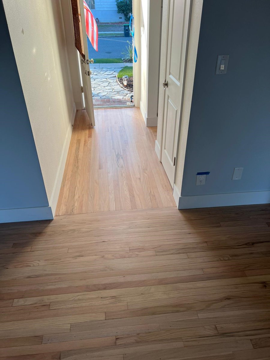 FlooringMy's tweet photo. Hardwood Refinish Natural in Costa Mesa, CA. 

#hardwoodfloors #hardwood #hardwoodflooring #hardwoodrefinish https://t.co/myFgyVd4DE