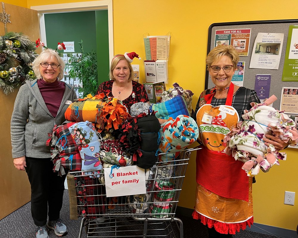 CROSSservicesMN's tweet photo. Need extra support this holiday?? There is time for Santa and his happy Toy Shop Elves to help! Stop by CROSS and sign up for the Holiday Toy Shop.
#CROSSservices #ChamplinMN #CorcoranMN #DaytonMN #MapleGroveMN #OsseoMN #RogersMN #ToyShop #HolidayToys #SantasHelpers #HappyElf https://t.co/zUuEu8ZEtZ