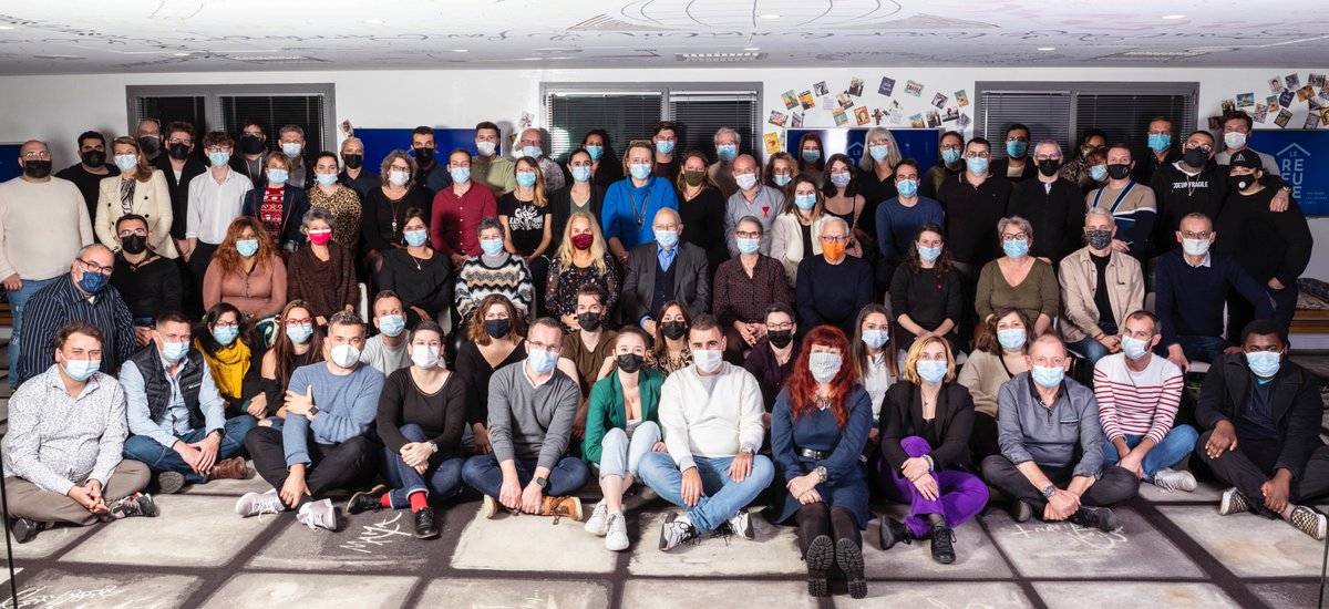 Ces hommes et ces femmes font vivre avec #humanité #LeRefuge 💙 !
Ils et elles protègent chaque jour en France les jeunes #LGBT+ 🌈.

👏 Un grand bravo aux équipes de salariés et de bénévoles de la Fondation réunies pour un temps de travail et de cohésion.

#NousSommesFiers