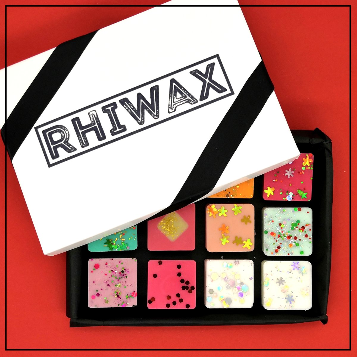 RhiWax's tweet photo. I am currently out of stock of ready to post 12 scents of Christmas so any orders over the weekend will be made to order.

But if you are in Barry there are a few in the pop-up shop (Paul Gentile Shop)

https://t.co/o3RlPMwkhe

#WomanInBizHour #MHHSBD #MadeInWales #Christmas2021 https://t.co/VX7TqetoRx