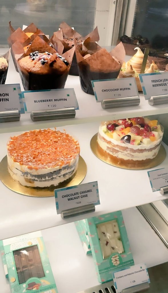 nutritionmayuri's tweet photo. My favourite 🥧🍰🎂🧁
#cakes #foodie #sweets #desserts #pestry #Twitterhub https://t.co/bcbLhiqZLJ