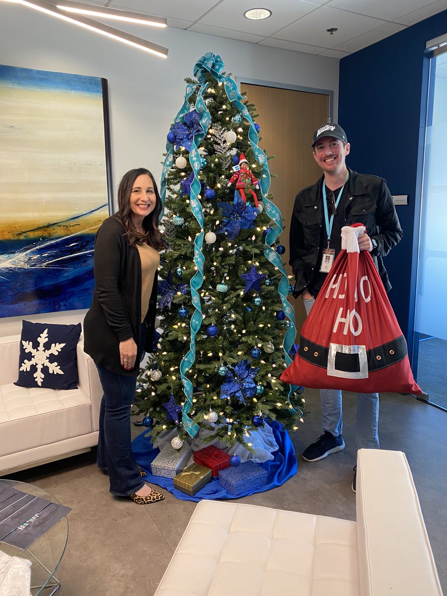 Thank you to @NuveiTech for supporting Wonderland 2021 with new pajamas for our shelter families 💙🎁 We appreciate your partnership!