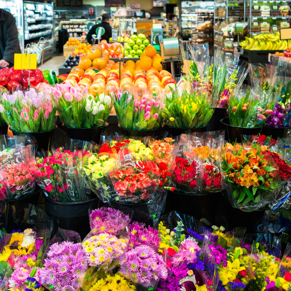 'Tis the season for random acts of kindness! Grab a bouquet today to bring home for your loved one.