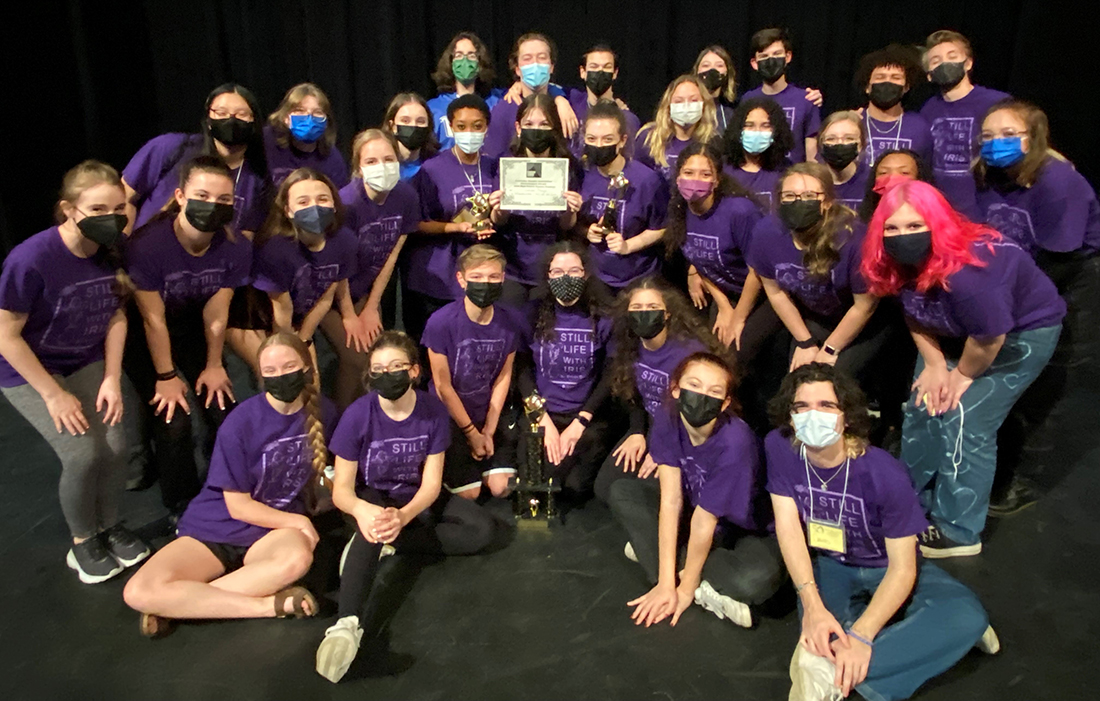FCPSKY's tweet photo. DRAMAtic wins at the KY Theatre Association's 2021 High School Festival! 🎭 Congrats to SCAPA at Lafayette for winning 1st place for "Still Life with Iris" and Paul Laurence Dunbar High for winning 2nd for "Storm in the Barn"! #ExcellentStudents #fcpsky https://t.co/LH89csgfAu