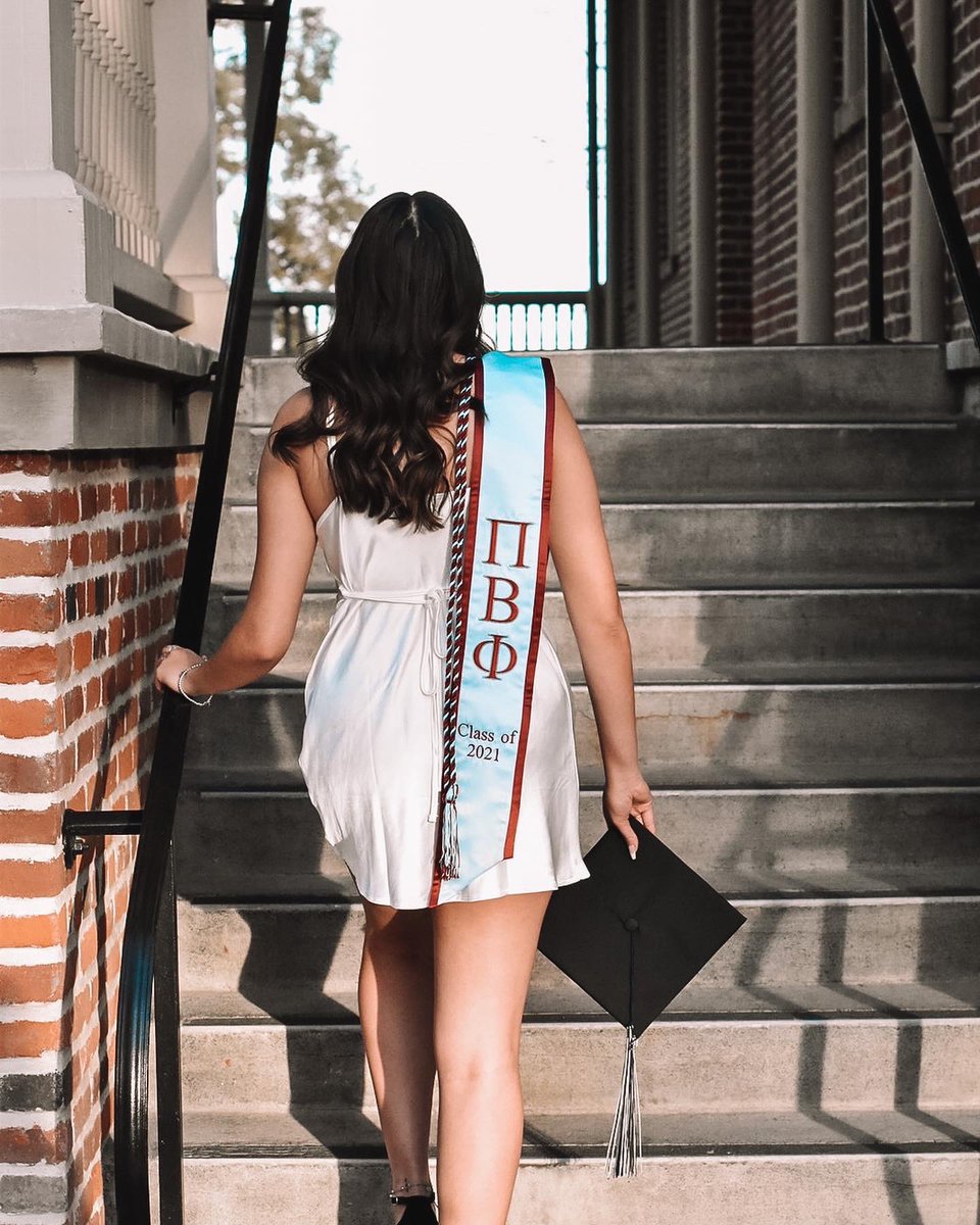NevadaPiPhi's tweet photo. Jordan Swan served as our former Chapter President the year of 2020 with strength and optimism. Holding a huge position during the start of the pandemic was not a job that many would be able to handle, but she accomplished it regardless of the circumstances. Pi Phi Love &amp; Ours ❤️ https://t.co/uoieKSNSAc
