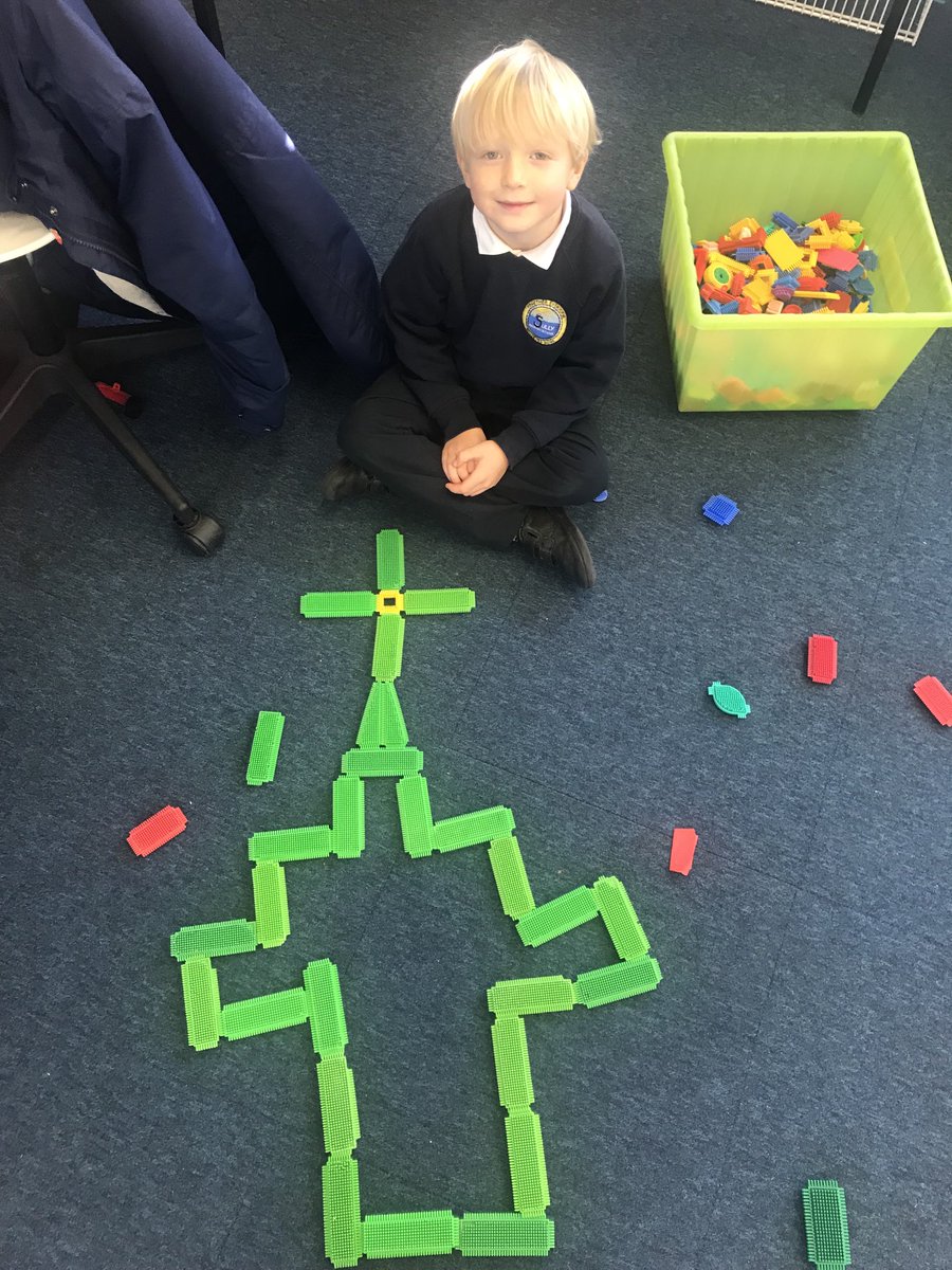 SullyPS's tweet photo. SPSYEAR1 Make a Christmas symbol out of construction, I said. What a great idea for a tree !🌲🌲Well done Riley. #SPSCREATIVE https://t.co/vS4fwQt1sy