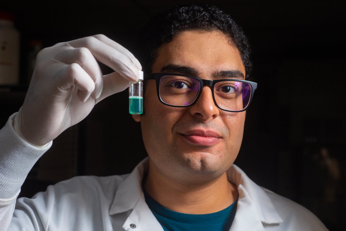 UBScience's tweet photo. In a new study, scientists report freeze-drying a liposome-based vaccine formula that could be developed for COVID-19. 🧪 Exciting work led by #UBuffalo biomedical engineering researchers Jonathan Lovell and Moustafa Mabrouk: https://t.co/wyJvwuZmsI https://t.co/wb52sg6CO9