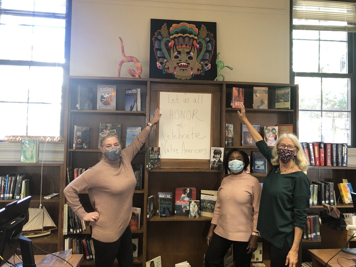 Caps_Library's tweet image. Honoring Native Americans with this comprehensive display created by Ms. Cates #DeaReturns @BHSCaps @NBroughtonHS @atrowell