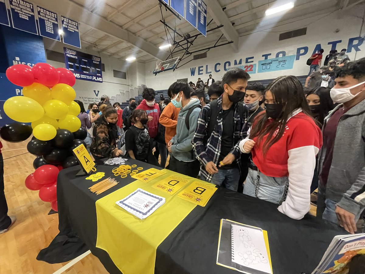 GraspSafety's tweet photo. GUN EDUCATION IN SCHOOLS! Finally! #gunsafety #guns #gunawareness #gunmatters #gunresponsibility #firearms #gunsense #rockyourrights
#secureyourweapons  #nochances #beaware #domore #takeaction #aimforsafety #guntalk #gunsmarts #change #ResponsibleStorage #gunpower #yourfault https://t.co/ej3GuD0dKS