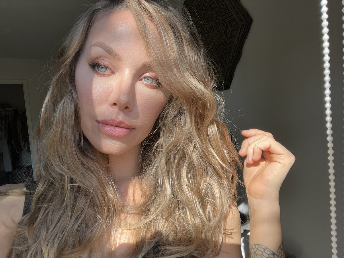 XNicoleAnistonX.eth on Twitter: "👽🪄…