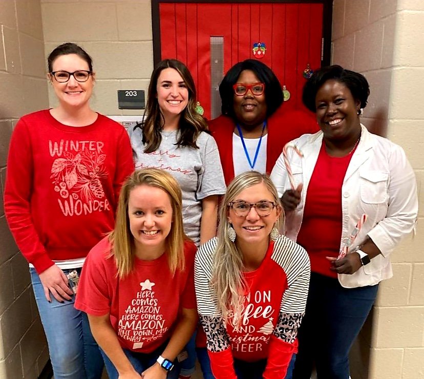 MrsBryan_CHES's tweet photo. 🎶On the first day of Christmas, we dressed like candy canes...🎶 Well, sort of. We got the colors right, at least. #acworthspirit #teachers https://t.co/yV5jArpEQP