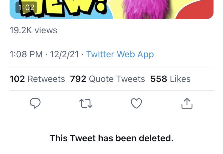 WeegeeWuvver's tweet photo. poppy playtime devs shilling nfts for lore after publishing one (1) chapter of their game and then immediately deleting the tweet after they got ratioed is the funniest thing I’ve seen all week https://t.co/AOMu2xkbHq