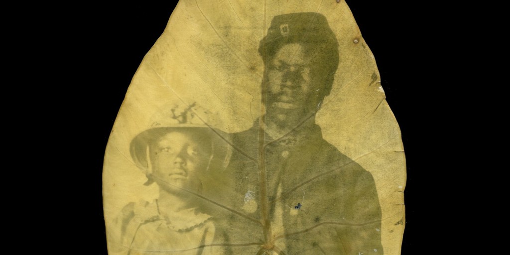 One of Robert Schultz’s chlorophyll print process images, made from a Civil War photograph of an unidentified Union soldier and his daughter. Photo: Prints and Photographs Division.