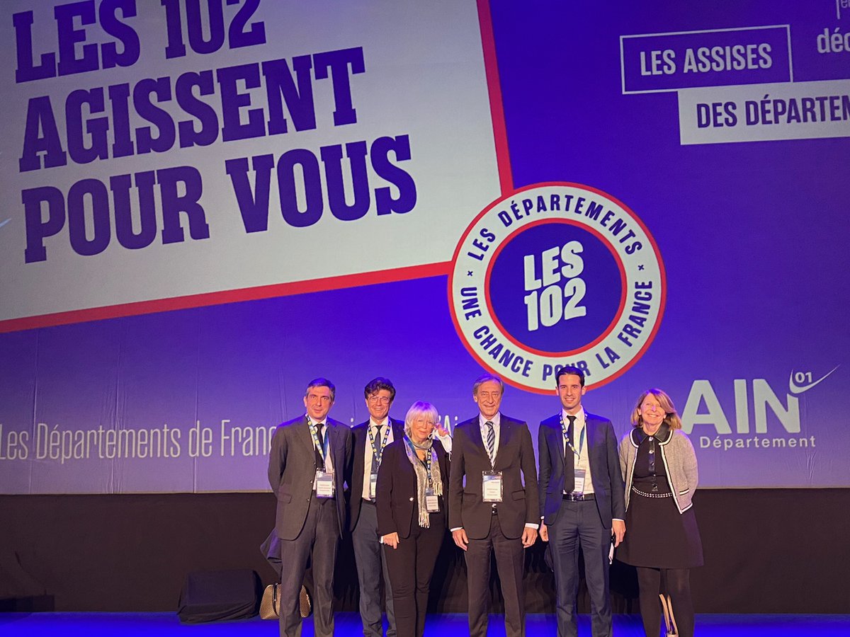 La délégation du Département des #HautsdeSeine aux #AssisesADF.
Autour de #GeorgesSiffredi : Vincent Franchi, Yves Coscas, <a href="/DemblonRita/">DEMBLON-POLLET RITA</a>, <a href="/Xabi_Elz/">Xabi Elizagoyen</a> et Isabelle Caullery.
<a href="/ADepartementsF/">Départements de France</a>