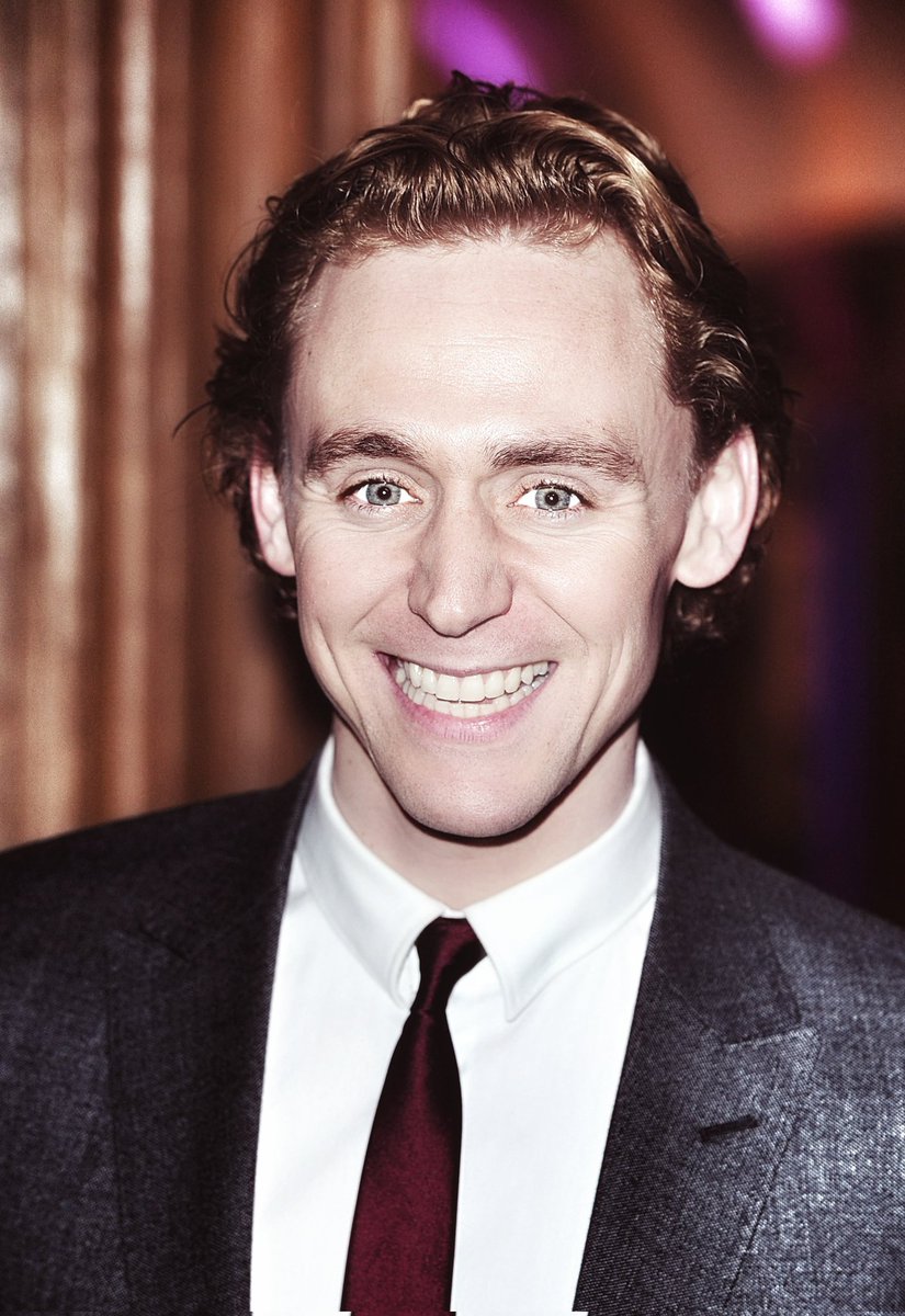 TomTheNextLevel's tweet photo. #TomThursday #ThomasThursday #TomHiddleston #MyEdits https://t.co/ZJ6KAcb6Ka