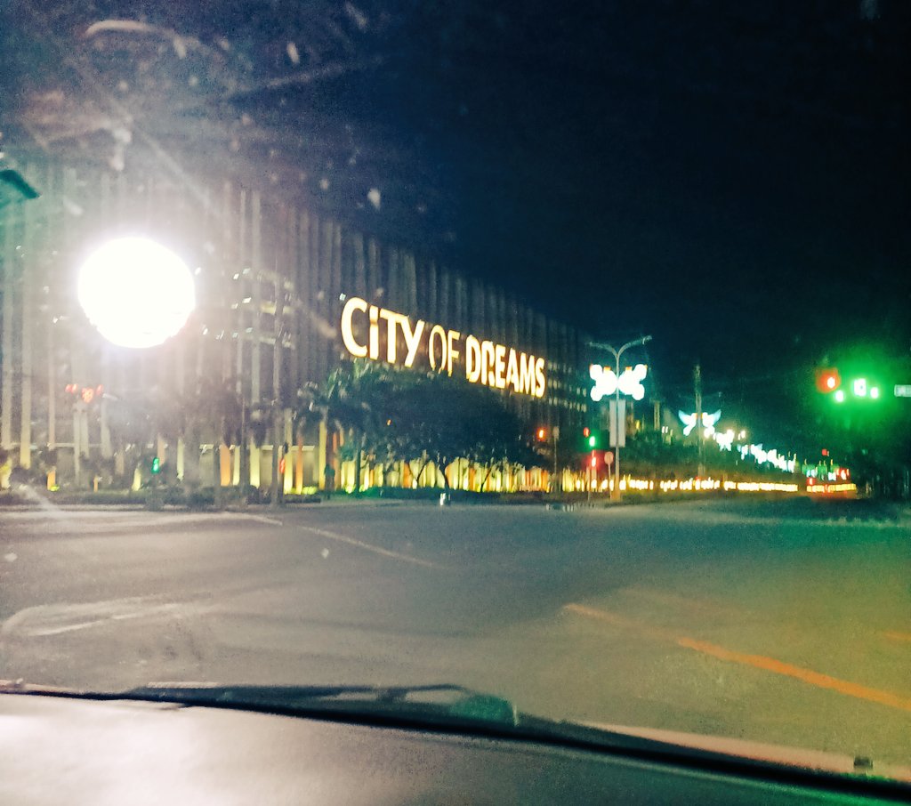 dmaskboi's tweet image. Yung naka-WFH ka pero nakuha mong gumala. CoD at 3AM.
Disclaimer: kahapon pa to. 😁
#lateupload 
#quickescape