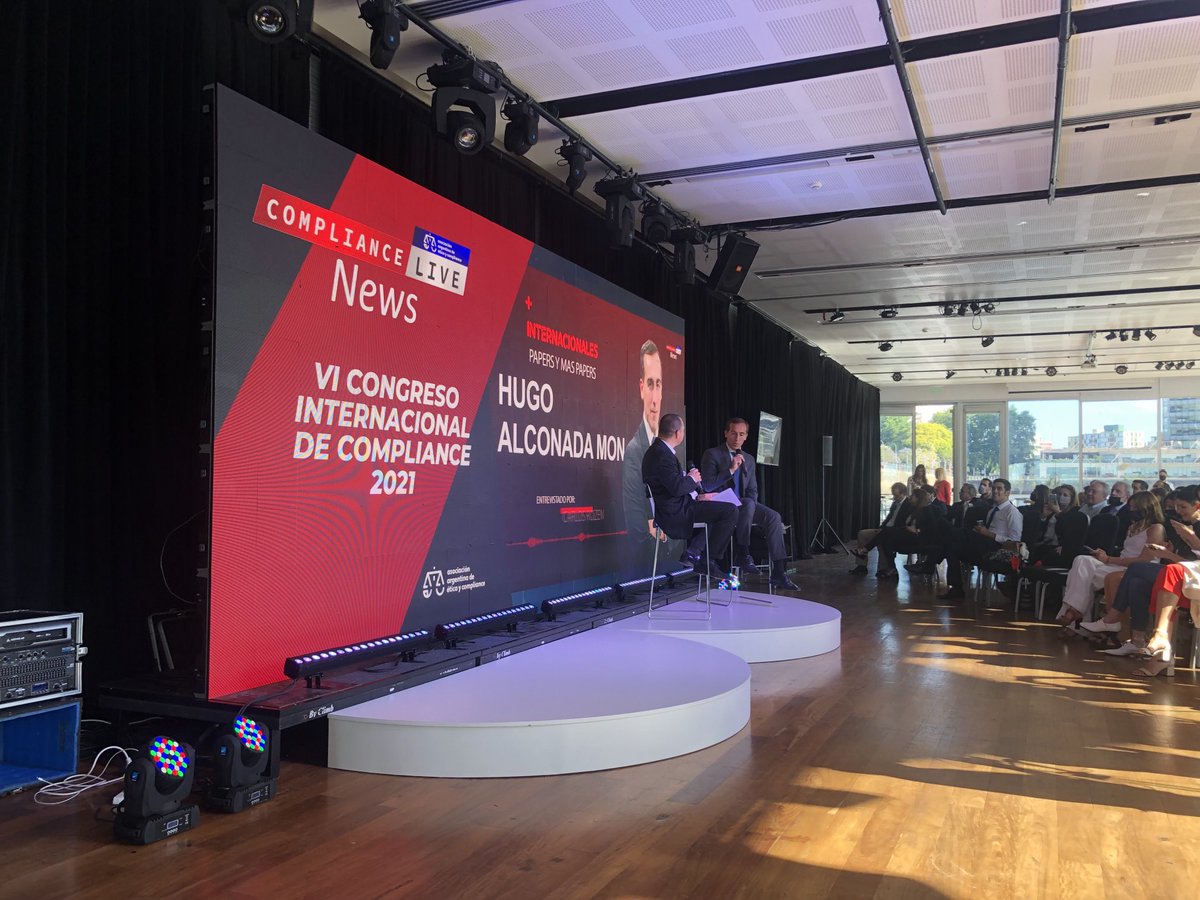 Mariana Neustadt tweet media