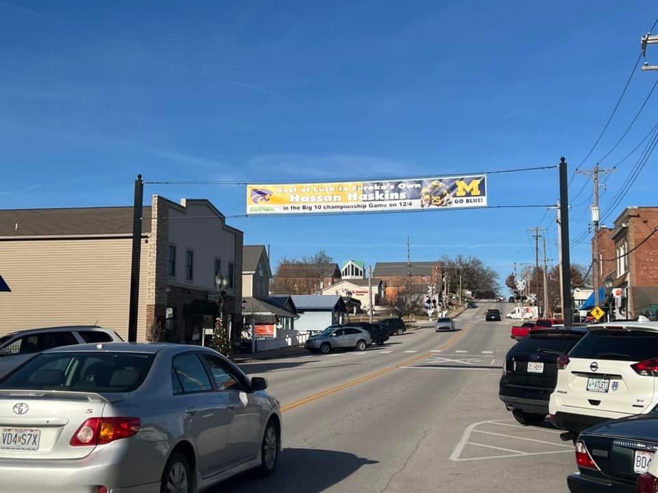 Another reason to love Eureka.   
<a href="/Mayor_Flower/">Sean Flower</a> 
<a href="/EurekaFootball/">EHS Wildcat Football</a> 
<a href="/EhsFbBoosters/">Eureka Football Boosters</a> 
<a href="/H2_3125/">Hassan Haskins</a>