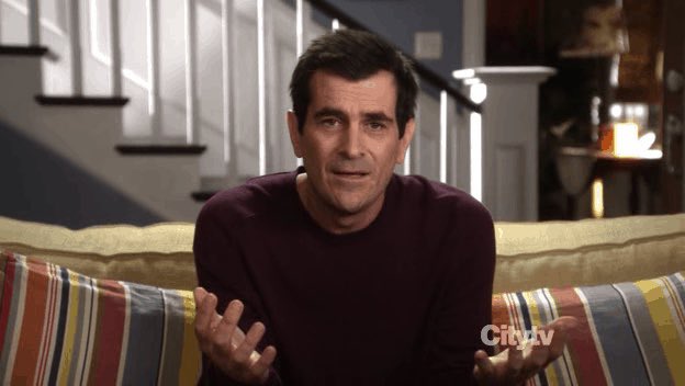 andienws's tweet photo. enterándome de que netflix va a quitar Modern Family, ahora solo me queda decir que te voy a extrañar tanto, amor de mi vida https://t.co/x3lc0LtAZl