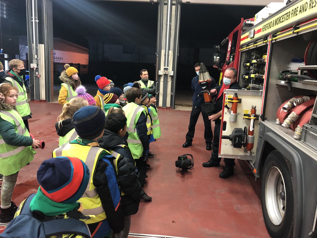 20thWorcester's tweet photo. Massive thanks to @HWFireWorcs for having the Cubs this evening! They loved every second. Especially watching the two engines go out on calls! 🚒🚨 https://t.co/DCtrX2OAxm