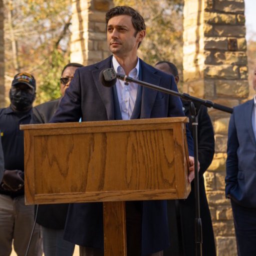 Happy Thirsty Thursday! 

Just Senator Jon Ossoff looking like a tall drink of water ready to quench our thirst https://t.co/YzT3N8n9il