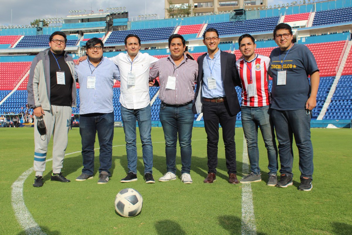 ajbenitojuarez's tweet photo. Gracias a todas y todos los que hicieron posible las #RetasConCausa que armamos junto a @AJ_Xochi, pronto podremos llevar un detalle a las niñas y niños que más los necesitan. Gracias @AAtaydeR Alejandro Gutierrez, @RMirandaB Roberto Gutierrez y @BelmontAdrian por acompañarnos!! https://t.co/85ukdnjTgy
