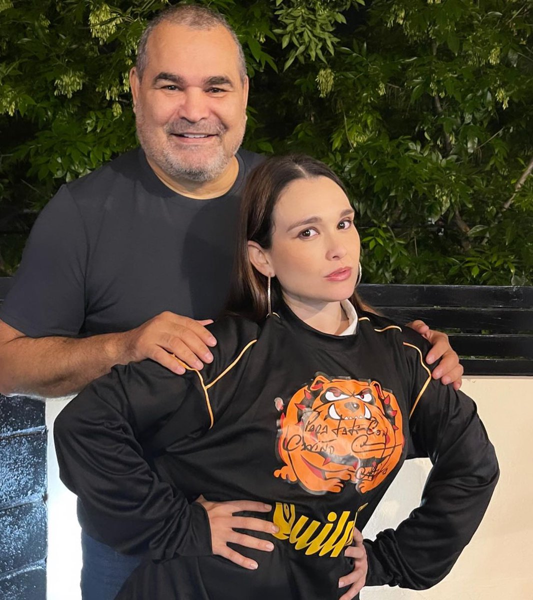 FOTAZA 📸✨

El número uno con la número uno 🤩😍❤️🇵🇾

¿PODRÁN? 😎

📸: <a href="/lalilalig/">Lali Gonzalez 🇵🇾🇦🇷</a>