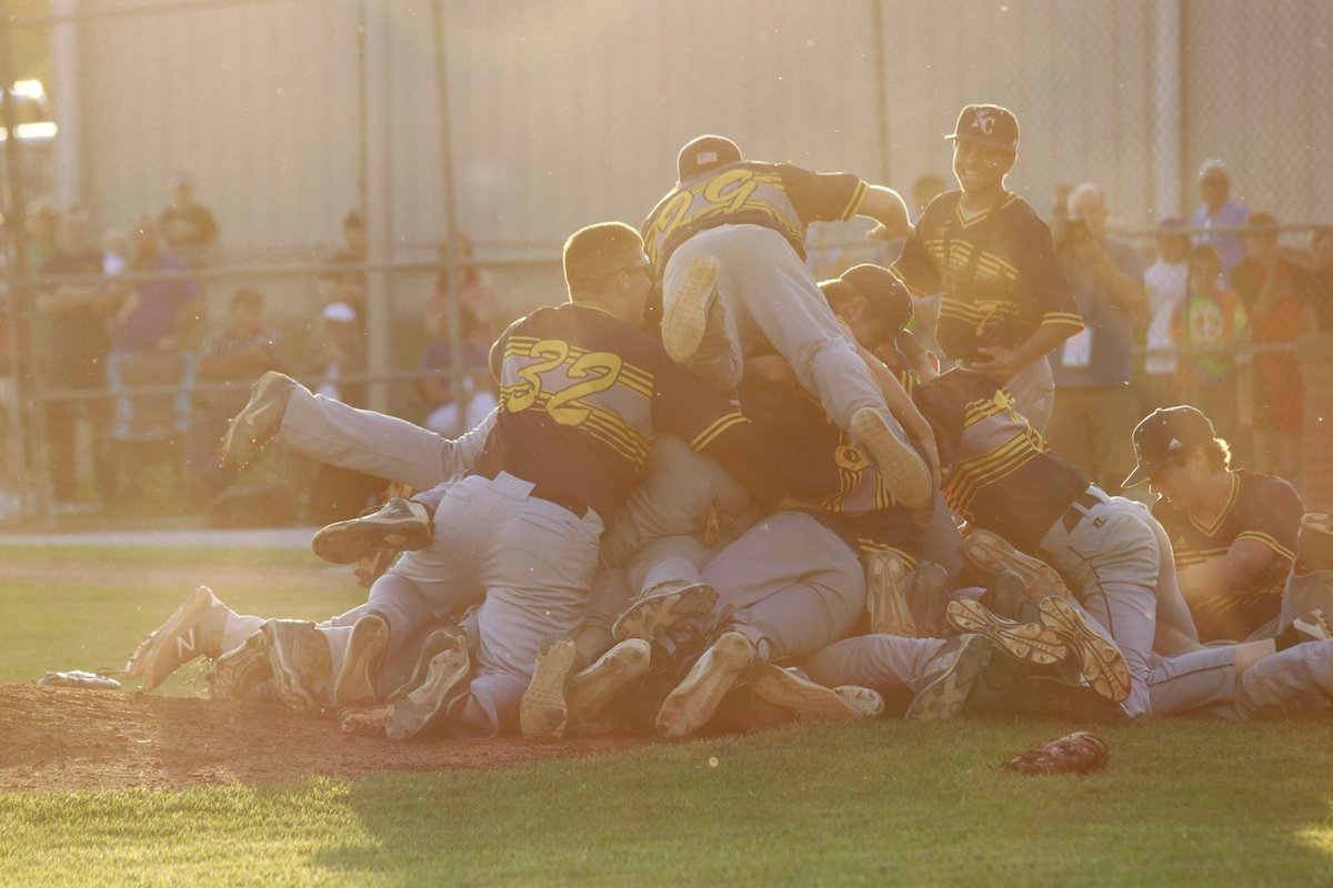 baseball_knox's tweet photo. little Throwback Thursday!
Happy to say that over the last 6 seasons KC Baseball is the ONLY team to have made it to the 13th Region Semi-Finals or better EVERY year. #whynotKC https://t.co/LGjU8mJ1yi