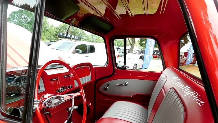 KuntryPicz's tweet photo. #ShotzByKuntry #carshow #cars #carphotography #carphotographer #customwheels #autophotography #custom #rides #oldschool #carpornphotography #stuntseason #antiquecars   #automobiles #outdoorphotography #outdoors #wagon #streetcars https://t.co/zSqi2L32Qm