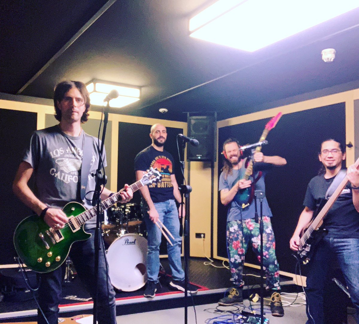 A shot from last night’s practice, getting better every week. Great to be up and running🤘🏻 #thevigil #band #hamburg #germany #rock #music #rehearsal