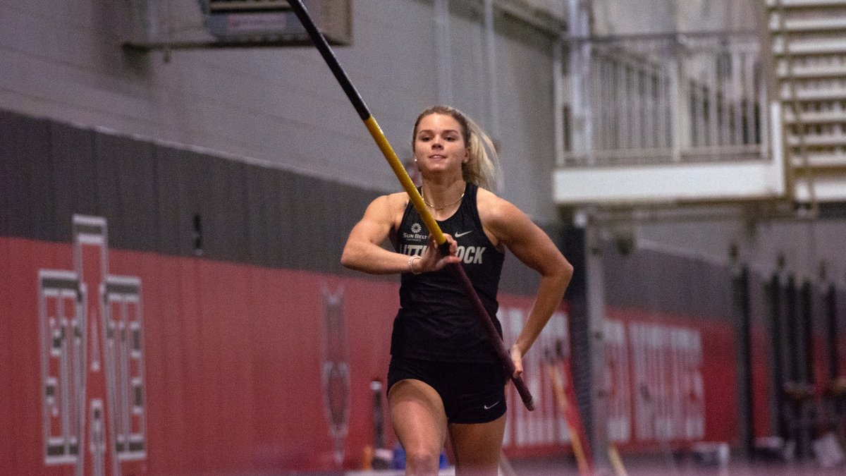 Little Rock Track and Field will open the indoor season this weekend as the Trojans will compete in a pair of meets in Arkansas and Kansas.

#LittleRocksTeam

📰  bit.ly/3Di2h04