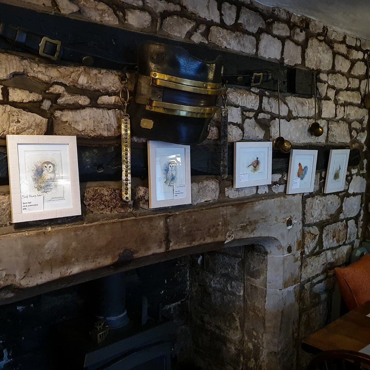 seb_elizabeth's tweet photo. Here are some of my #animalillustrations currently for sale at The White Horse in Woolstone. Some of my landscapes are also on display. Fantastic pub with superb fine dining &amp; accommodation - well worth a visit! #woolstone #oxfordshireart #illustration #landscapeart #exhibition https://t.co/aNQBr1MhF1