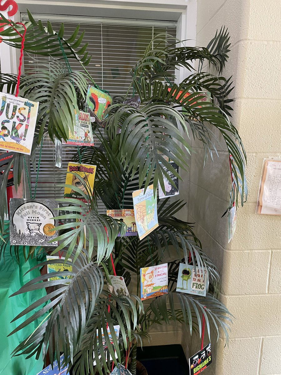 We have decorated this tree with a variety of book titles. Today a Ss asked for two books off the tree. Advertising is working! 🙂 #OdellPrimaryPride #ElevateCabarrus 📚 #librarytwitter #cravenedchat #BookRecommendations #BooksWorthReading #books