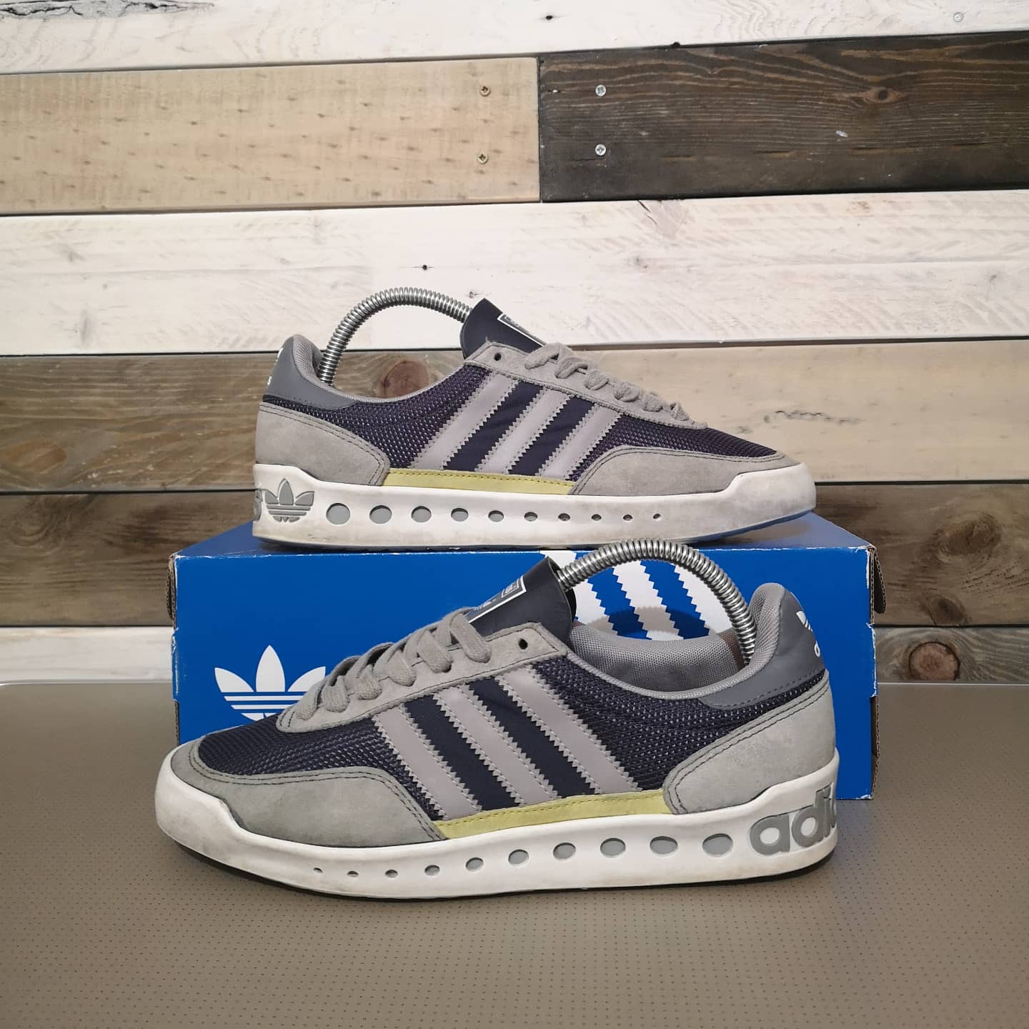 on "Adidas Training PT 70 - Size 7 £20 Delivered 📦 No Box Released 04/2010 Made in China Art https://t.co/vmzJ22U4zb" / Twitter