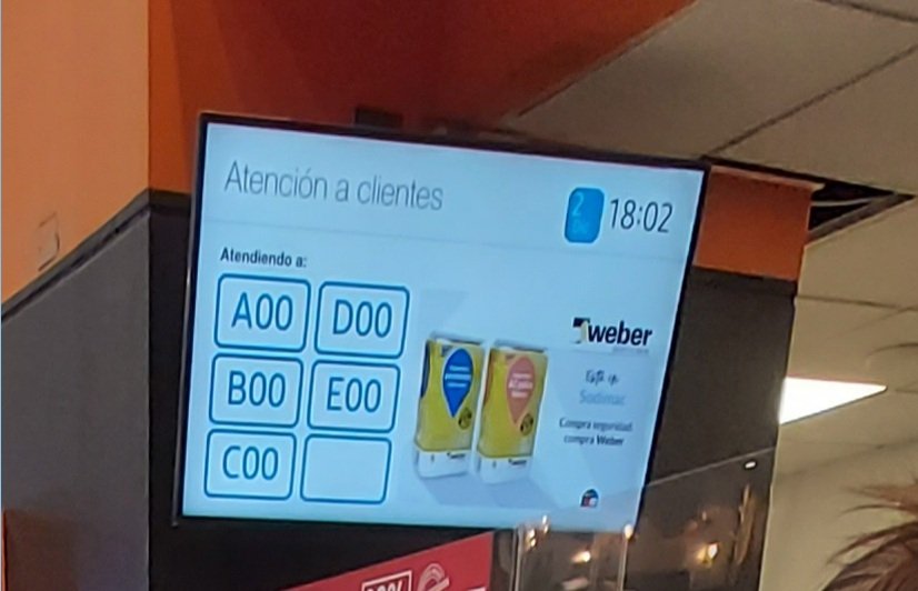 Una vez mas horrible el retiro en tienda de <a href="/homecenter_cl/">Sodimac Homecenter</a> <a href="/SodimacAyuda/">Sodimac Ayuda</a> Ñuñoa (Vespucio), no hay sistema de números, una sola persona atendiendo, mas de 20min por persona...