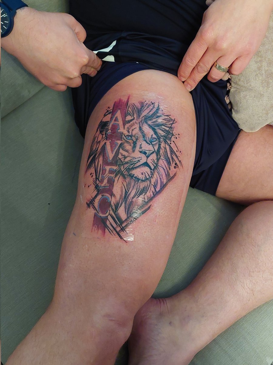 dandooldacres's tweet photo. New ink today @AVFCOfficial https://t.co/Qk1lLSoMUC