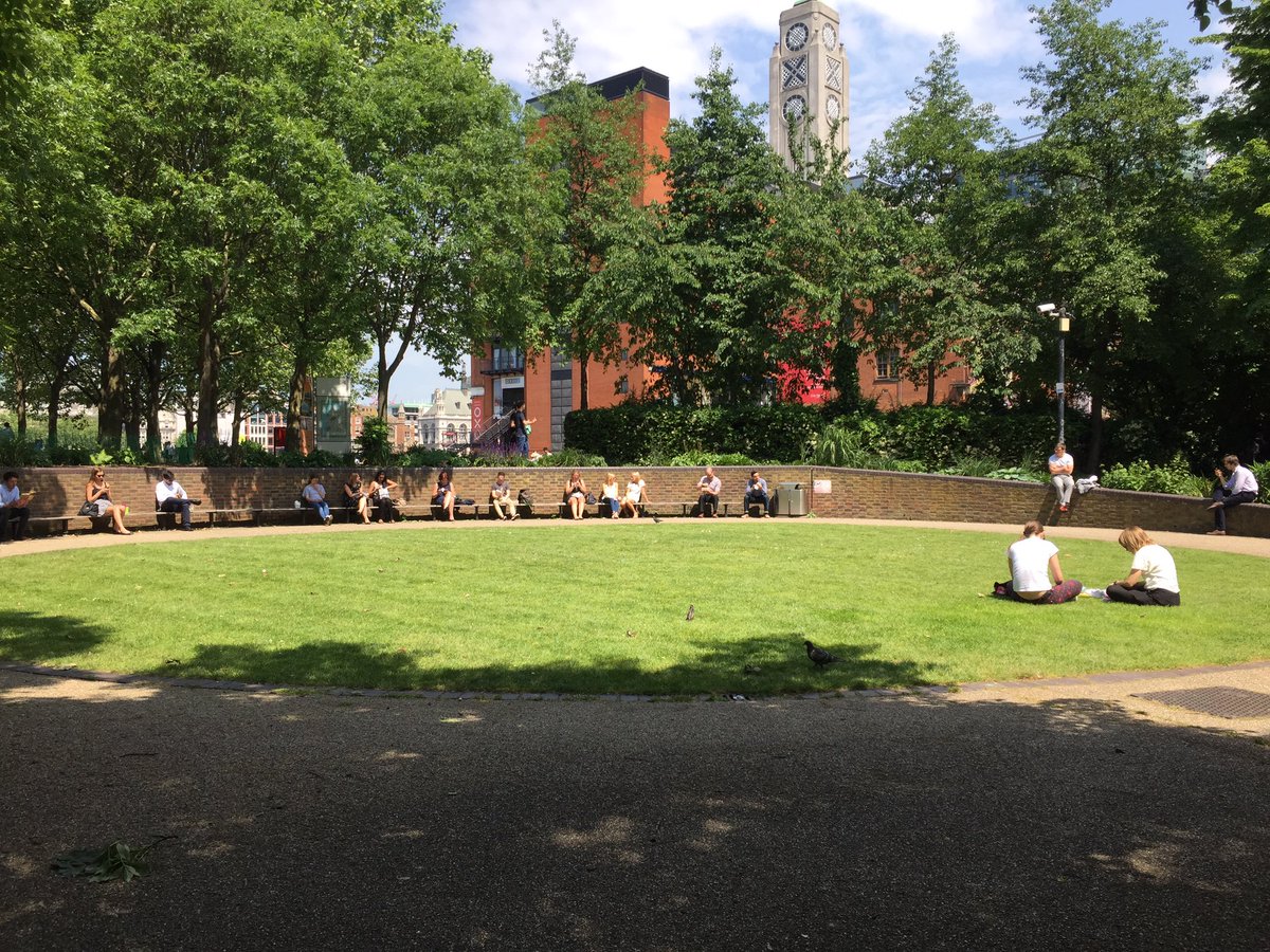 A place to relax and be in a state of serenity👌👌

Click the link below to learn all the secret spots that only Londoners know about💪💪

drive.google.com/drive/folders/…

#london #londontour #tour #tours #walking #walkingtouts #beer #pint #southbank #food #drinks #goldenhour