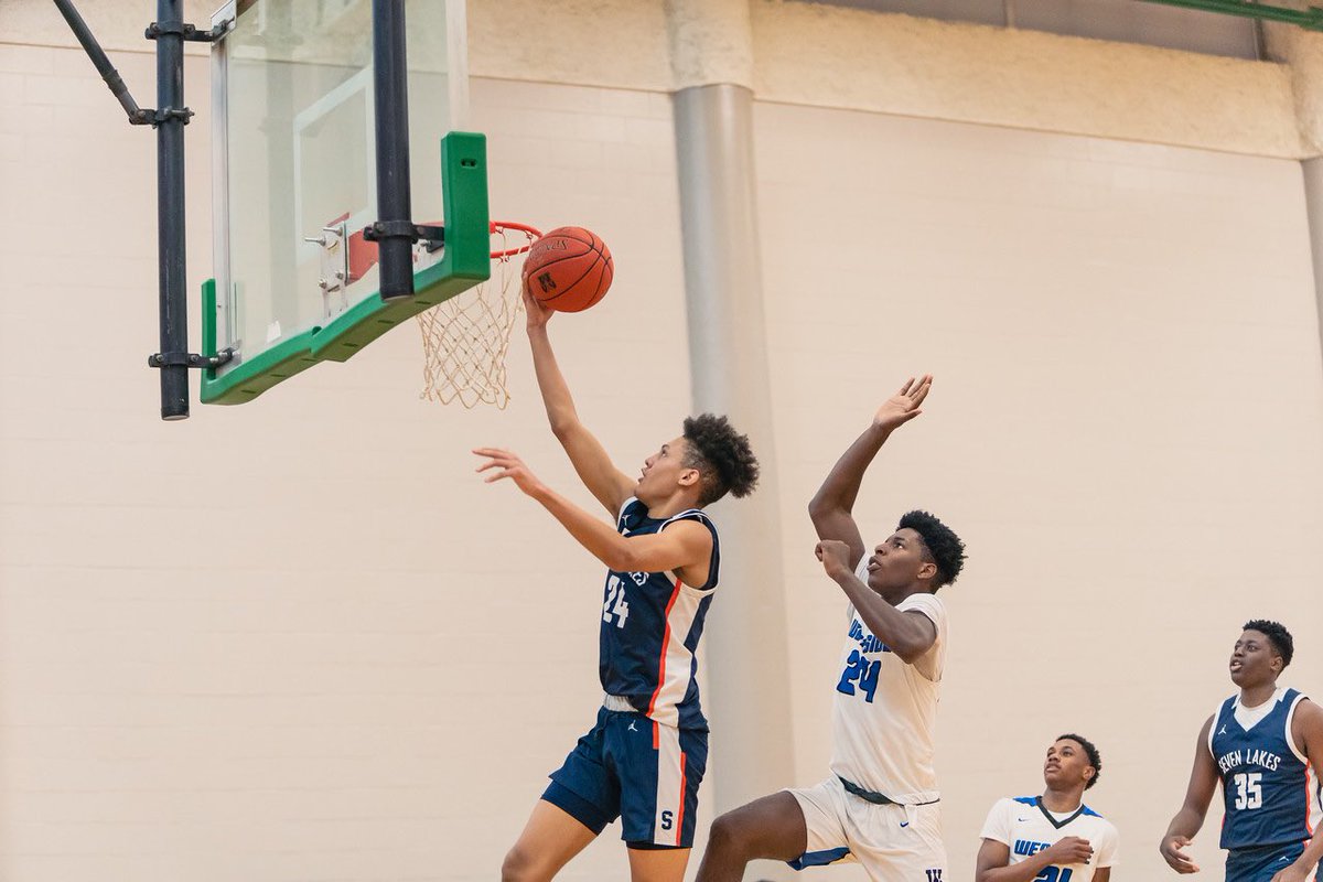 BenSimiskey's tweet photo. Great start to the @KatyClassic1 this morning! @7LSpartanHoops moved to 12-0 with a 73-39 win over Westside. @Ajbates_24, @taheeezzzyyy and @ethanvanhorn8 combined for all 45 1st half points! (📸🔥: @JustinHartojo) @vypehouston @MaxPreps @densilva02 https://t.co/j2d4fv6Wji