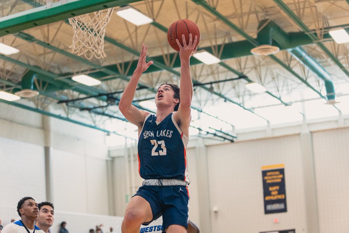 BenSimiskey's tweet photo. Great start to the @KatyClassic1 this morning! @7LSpartanHoops moved to 12-0 with a 73-39 win over Westside. @Ajbates_24, @taheeezzzyyy and @ethanvanhorn8 combined for all 45 1st half points! (📸🔥: @JustinHartojo) @vypehouston @MaxPreps @densilva02 https://t.co/j2d4fv6Wji