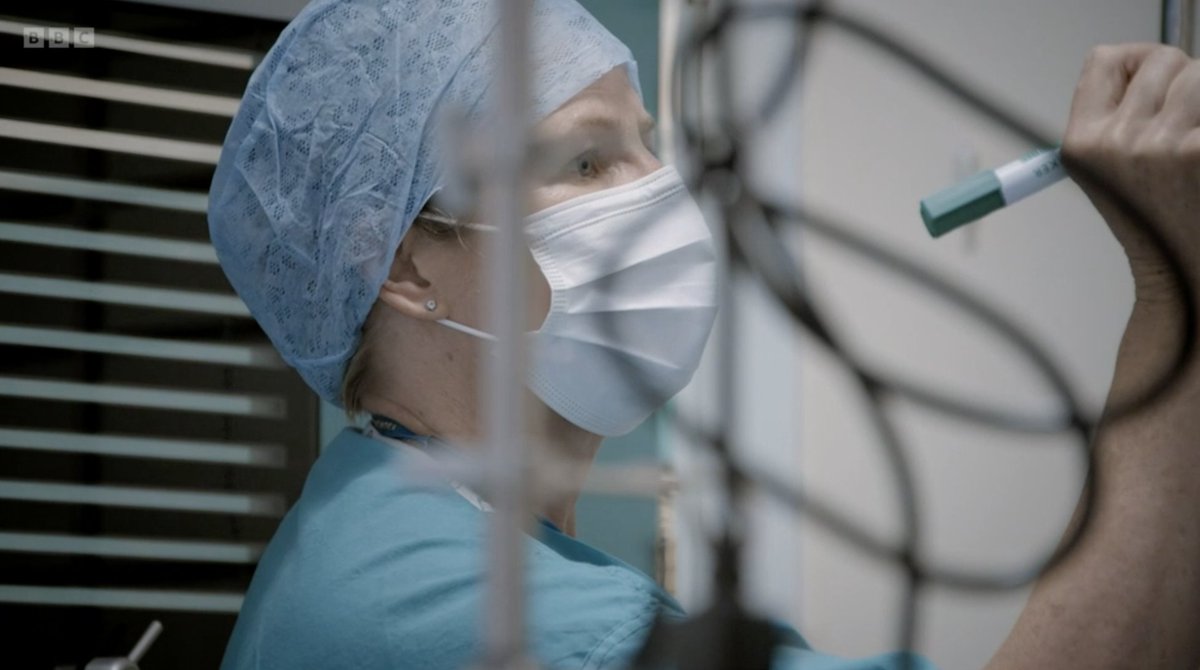 CUH_NHS's tweet photo. At least 14 hours of surgery will be required - with a surgical team of 20. This includes two anaesthetists and seven scrub nurses.

The operation is so complex, that it has 24 stages all listed for the surgical team to reference. 

#Surgeons https://t.co/WS0WNv0iUz